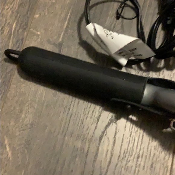 Revlon 1/2in Curling Iron - Picture 4 of 4